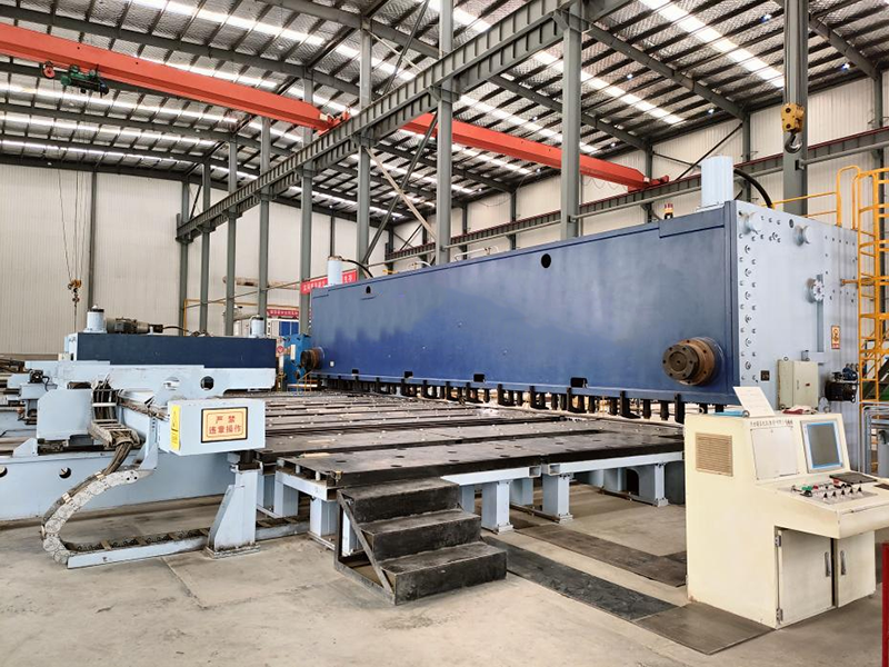 Cutting center